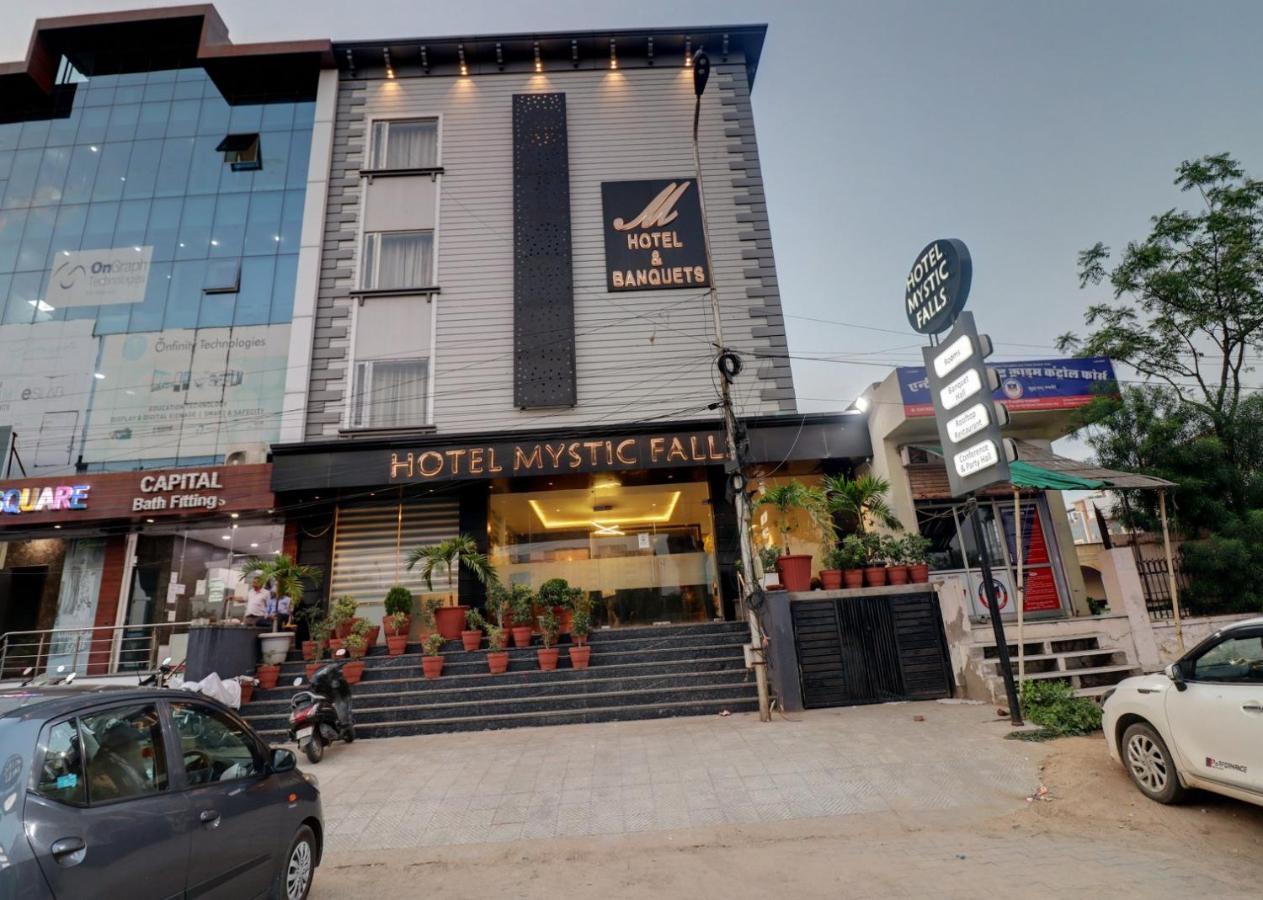 Hotel Mystic Falls Jaipur Ngoại thất bức ảnh