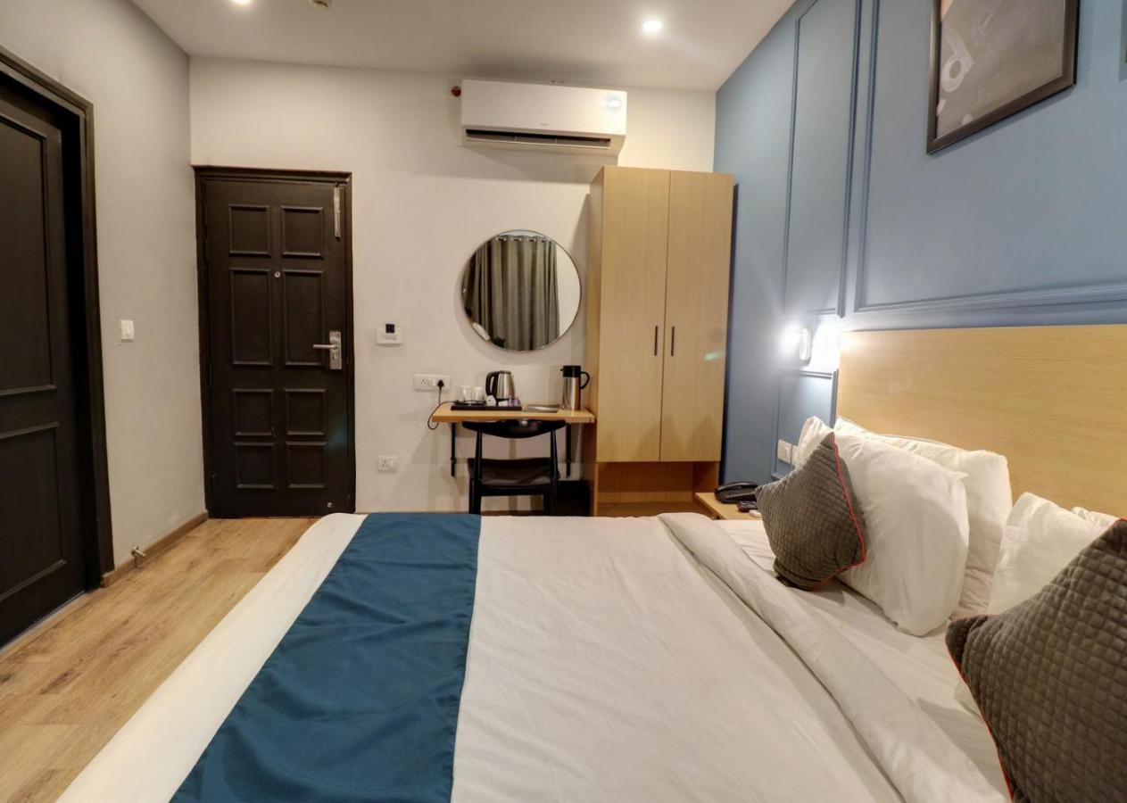 Hotel Mystic Falls Jaipur Ngoại thất bức ảnh